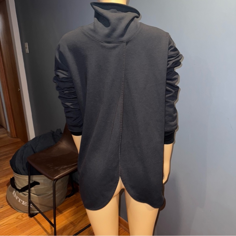 Nike Gray Dri-FIT Hoodie - Picture 3 of 7